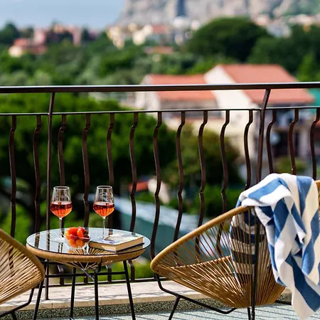 Gio Mar Blu Apartment